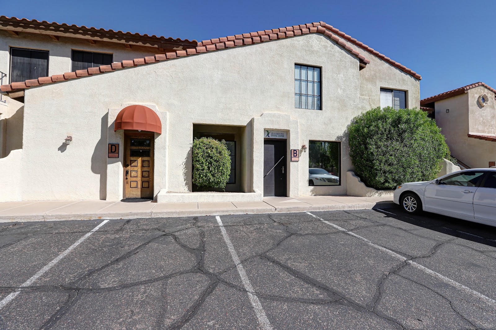 A treatment room at Biltmore Dental Center